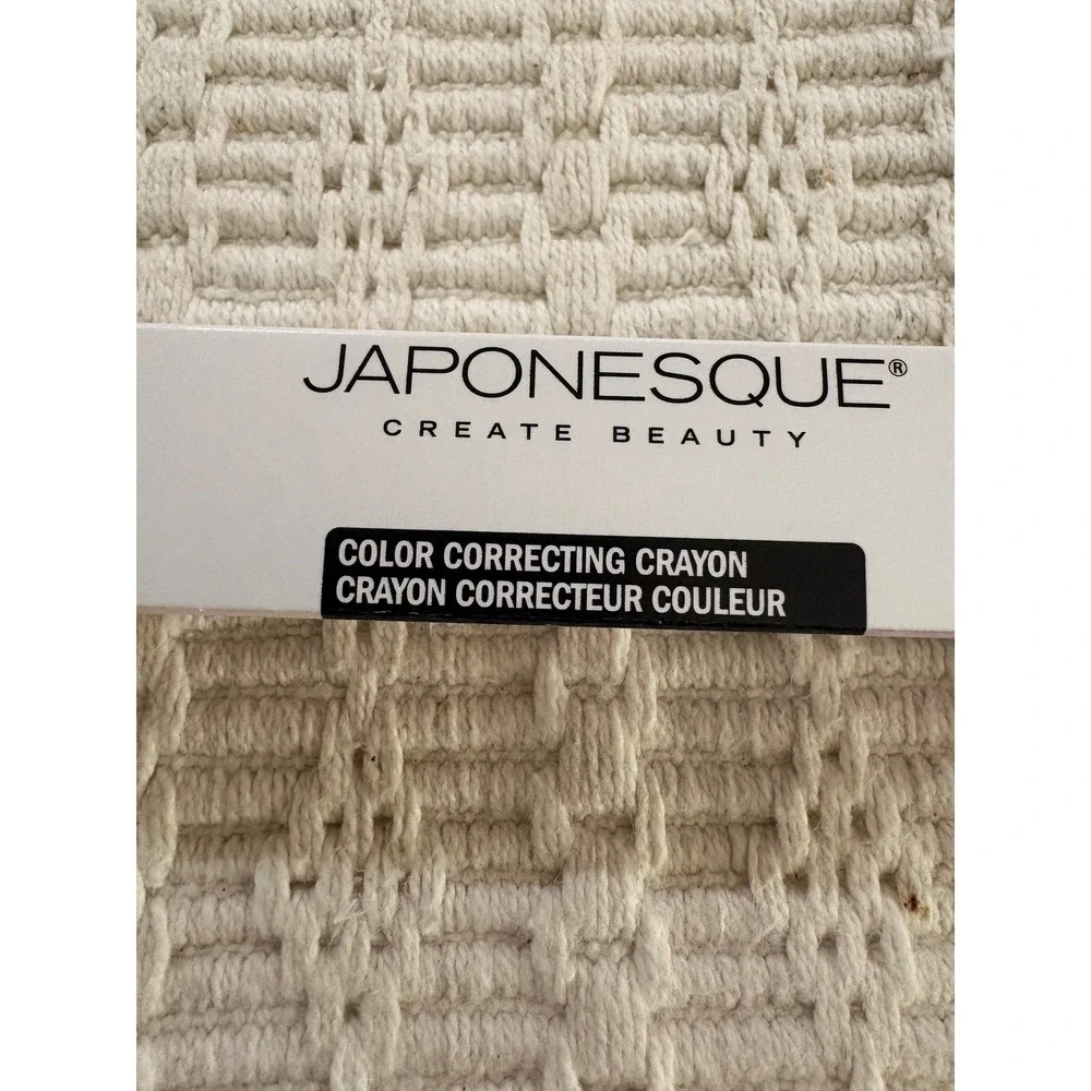 Japonesque Color Correcting Crayon Lavender Purple for Hyperpigmentation New‎